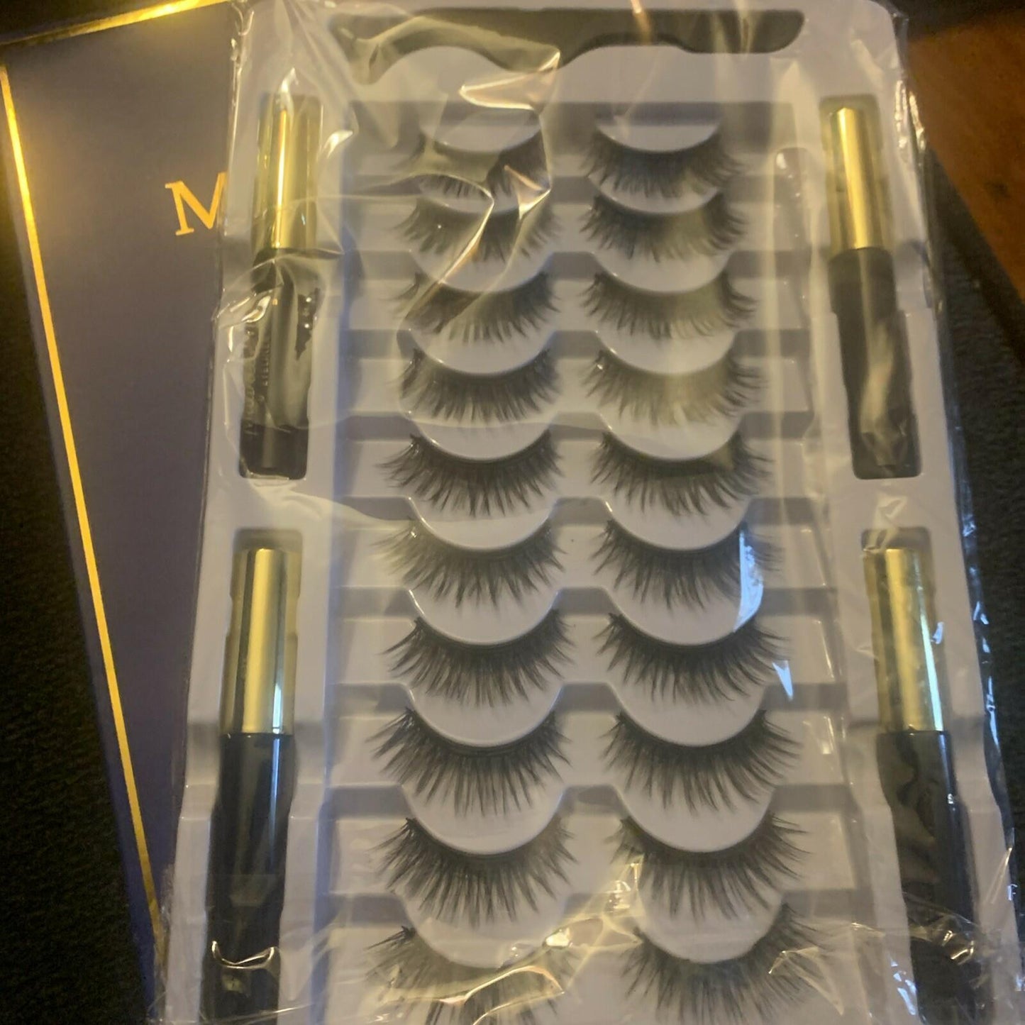 Black Lash Adhesive Glue Latex-Free, Waterproof, Strong Hold
